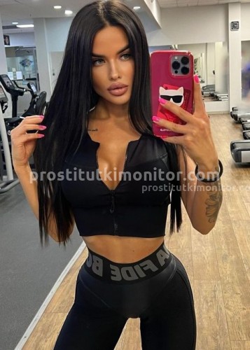 Нелли, Г. Солнечногорск